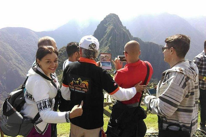 04 Days: City Tour Cusco - Sacred Valley - MachuPicchu .