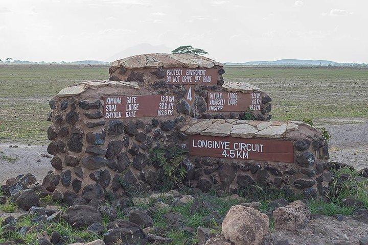 3 dias Tsavo East, Taita Hills Saltlick e Amboseli Kenya Safari