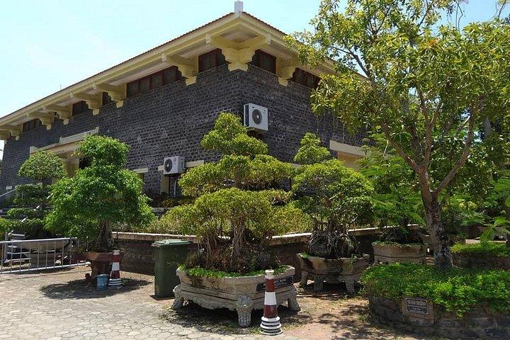 ダナン市またはホイアン市のホテルからのマイライササクルツアー（プライベートツアー）
