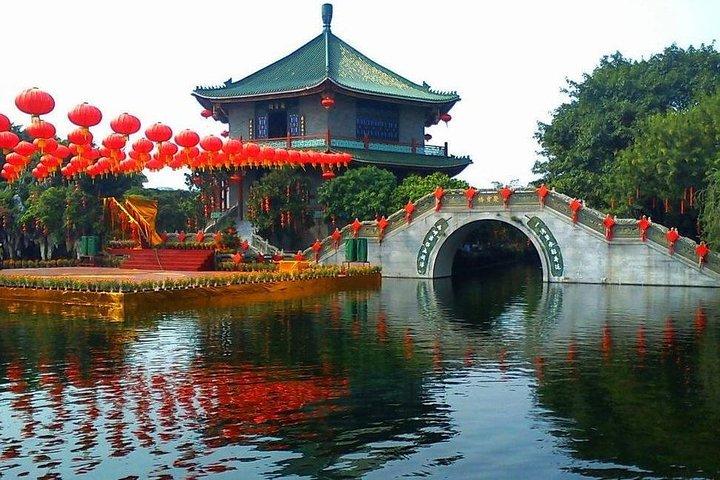 沙湾旧市街と宝毛園へのプライベート 1 日ツアー