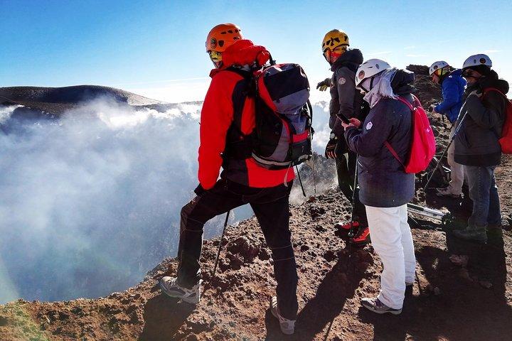 Etna - Trekking to the summit craters (only guide service) experienced hikers