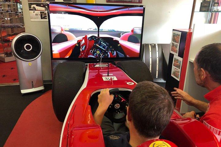 Expérience Ferrari d'une journée avec essai routier à Maranello, Italie