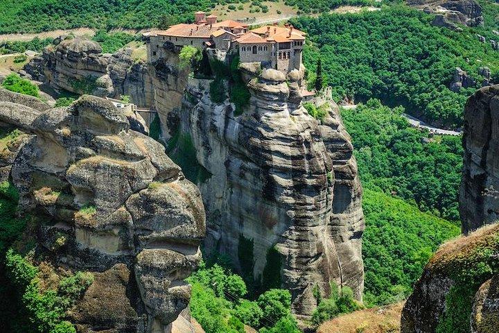The Extraordinary Suspended Rocks, Meteora dans une excursion d'une journée