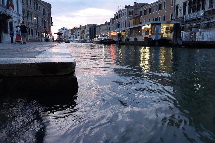 Tour gastronomico di Rialto e degustazione di gelati con una Guida locale