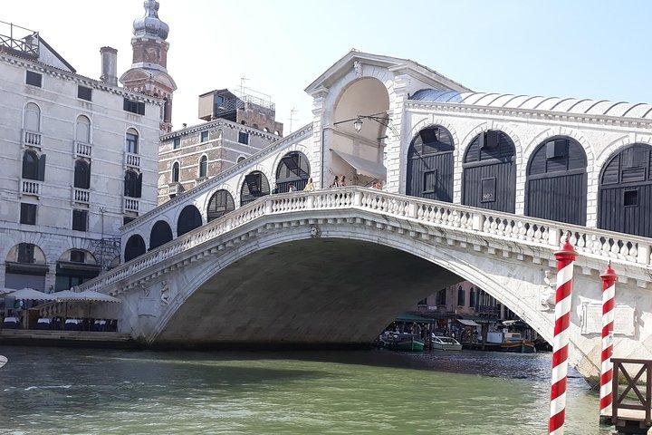 Tour gastronomico di Rialto e degustazione di gelati con una Guida locale