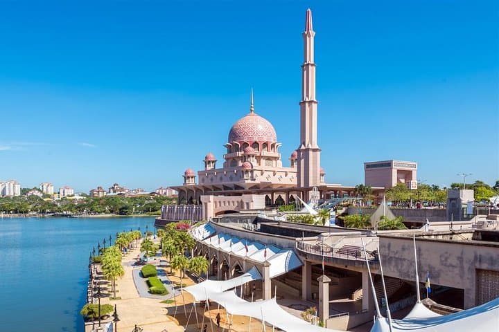 Putrajaya and Agricultural Heritage Park Tour