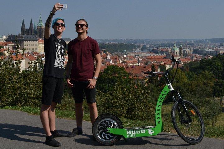 E-scooter Hugobikeによる3時間の壮大なツアー