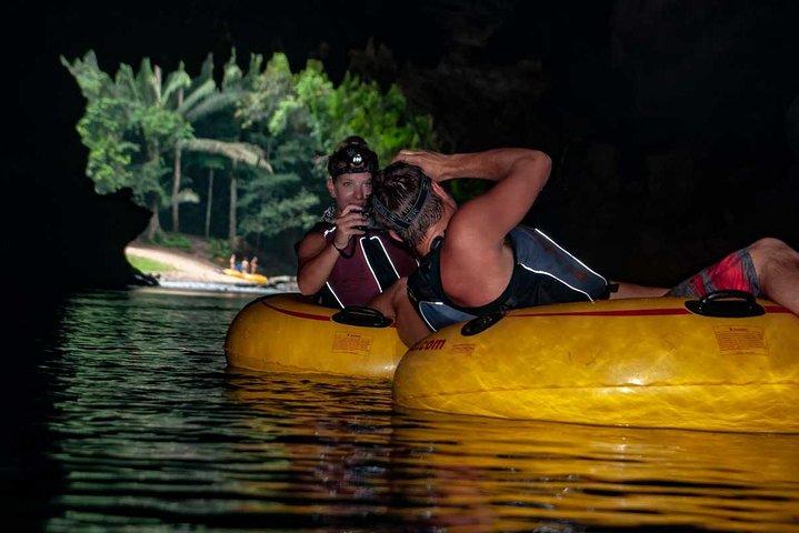Cave Tubing e Zip line Adventure di San Ignacio