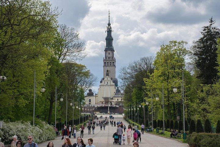 Jasna Gora & Schwarze Madonna Kleingruppentour ab Warschau mit Mittagessen