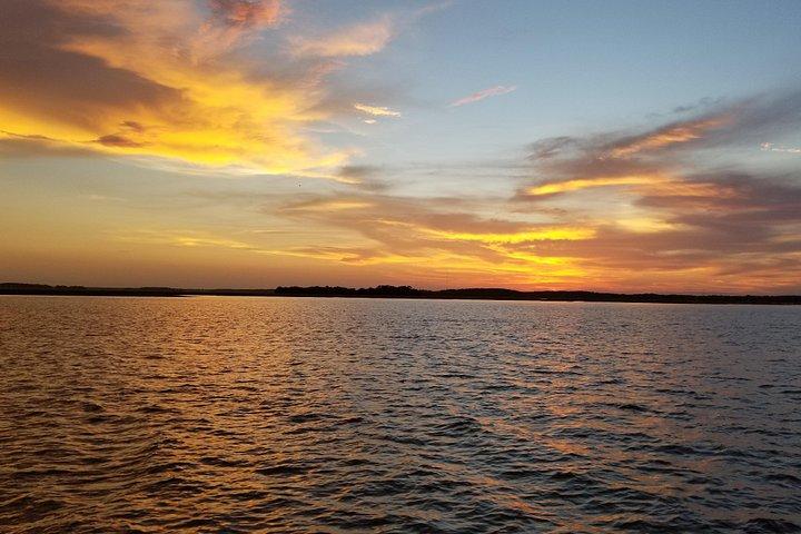 Private Hilton Head Sunset Sailing Tour with Dolphin Watching
