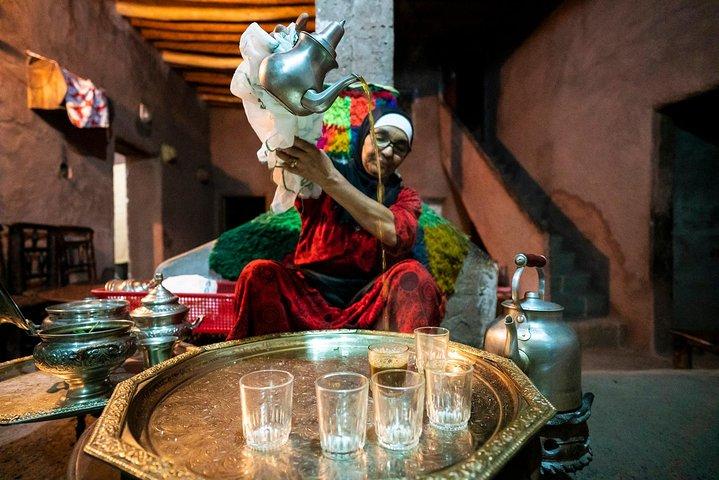 Gita di un giorno alle montagne dell'Atlante e alle 5 valli da Marrakech con pranzo berbero