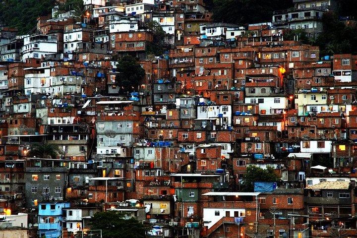 Tour da Favela no Rio com serviço de transfer