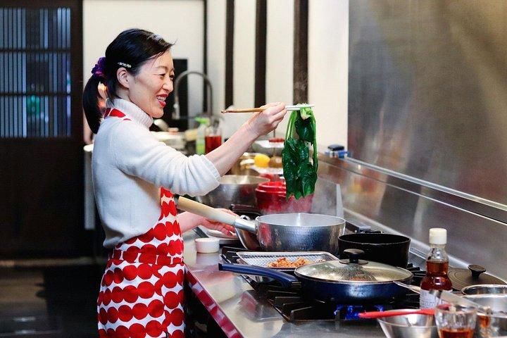 Corso di cucina tradizionale Obentou in un caffè di Kyoto con Masayo