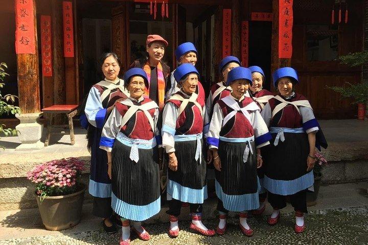 Country Biking tour naar Lashi Lamaism tempel Baisha dorp uit Lijiang