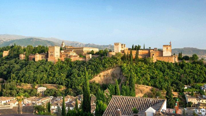 Excursión privada de un día a Granada incluyendo la Alhambra desde Sevilla