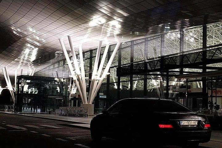 Flughafentransfer von Zagreb nach Šibenik oder Zadar oder umgekehrt