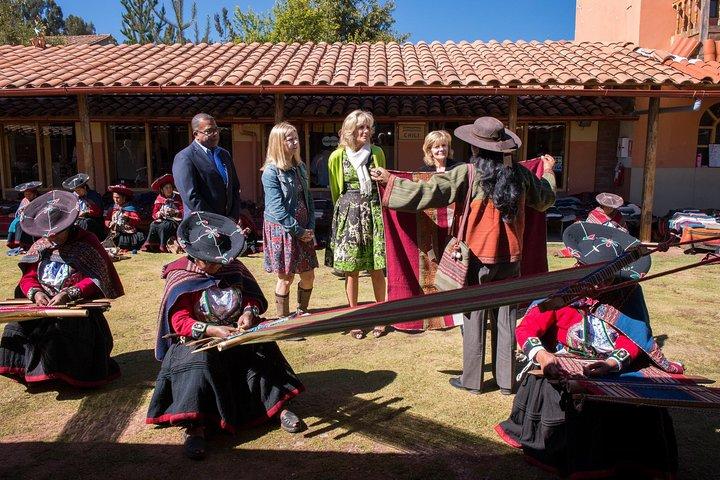 Tour Sacred Valley & Maras - Moray with buffet lunch