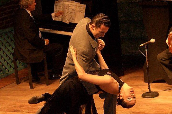 Show de tango, jantar e aulas de dança em Buenos Aires
