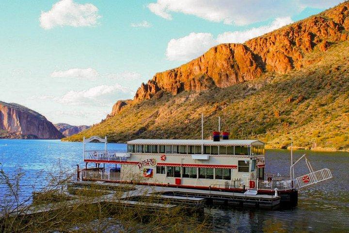 Small Group Apache Trail Day Tour with Dolly Steamboat from Phoenix