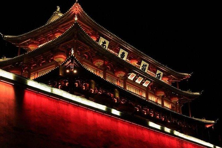 4日間のプライベートツアー昆明から石林YuanyangテラスJianshui旧市街