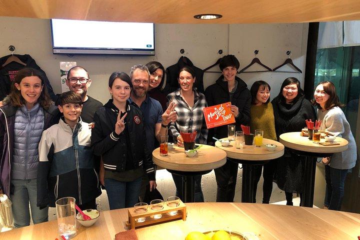 京都プレミアムナイトグルメツアー in 祇園（9品＋料理＋日本酒試飲）
