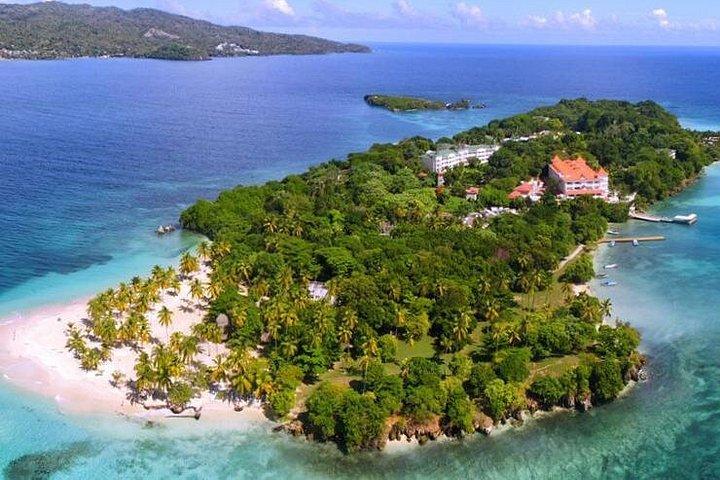 Samana: Bacardi Island and El Limon Waterfall