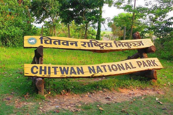 8 Days Kathmandu, Chitwan & Pokhara Tour – Private / Group Join