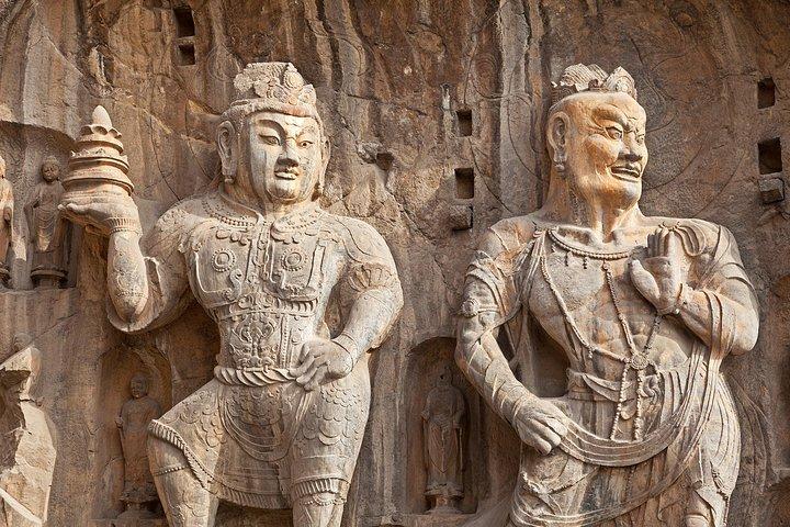 Excursion d'une journée aux grottes de Longmen et au temple Shaolin