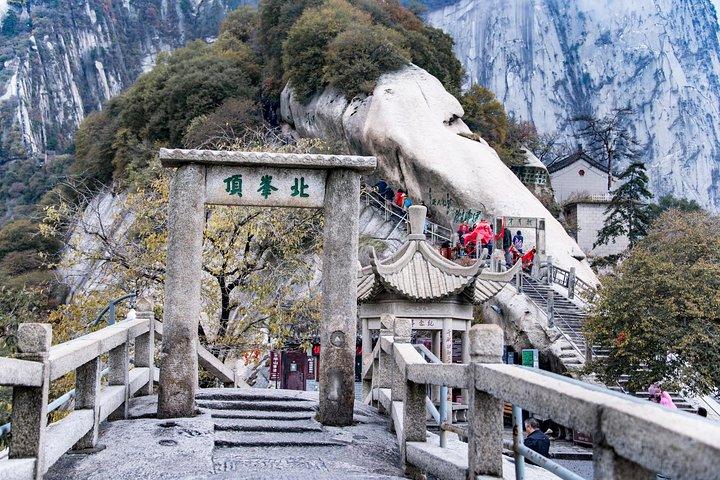 Private Mt. Huashan Hiking Tour from Xi'an