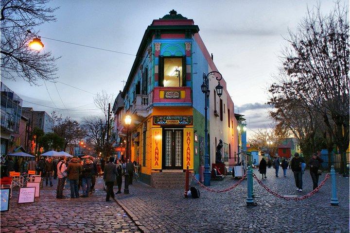 Tour of Buenos Aires with Guide and Lunch Included