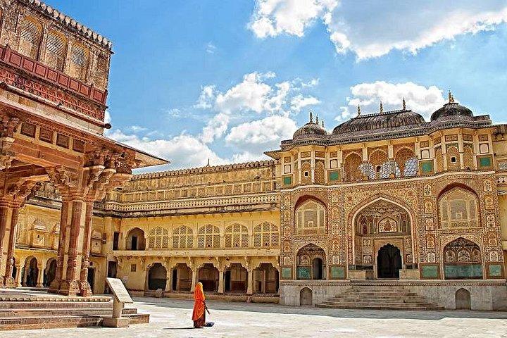Golden Triangle with Haridwar & Rishikesh 5 Night 6 Days