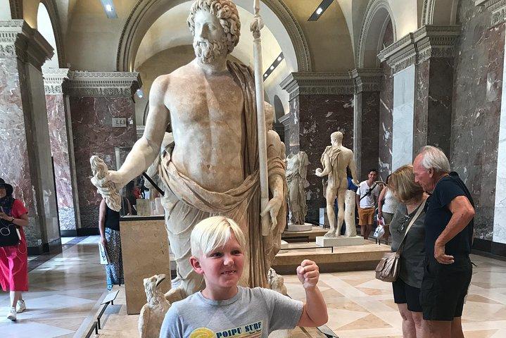 Kid Friendly Private Paris Louvre Tour with Tickets