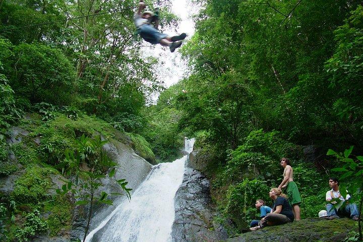 Gold Package (2D/1N + 18 ziplines over 11 waterfalls