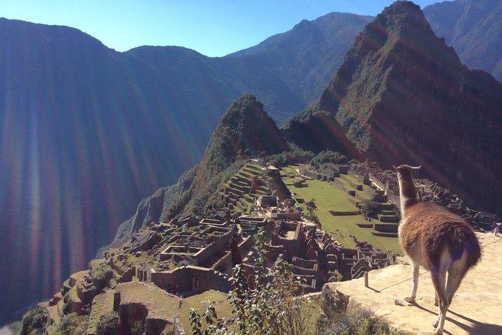 cusco - machu picchu - hellig dal - regnbue bjerg