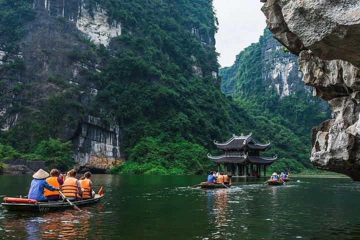 Excursión privada personalizada de 1 día a Ninh Binh