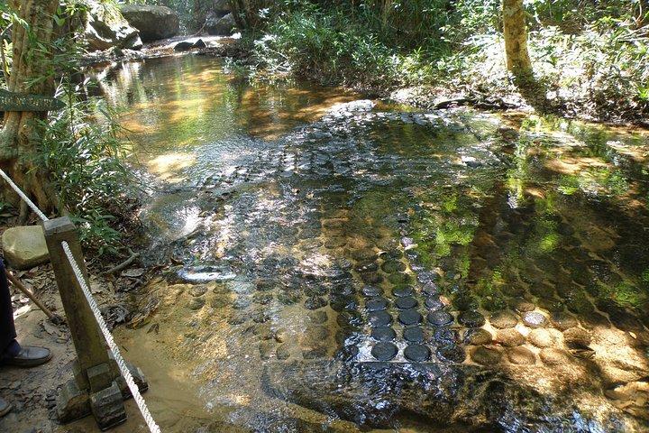 Kullen Waterfall park Small Groups + Entrance fee+ lunch