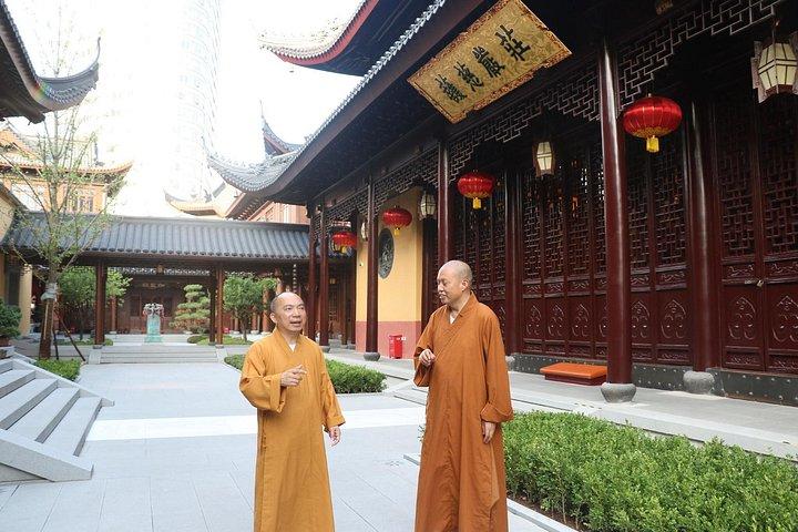 2D Metropolis Shanghai Discovery from Beijing by Fast Train