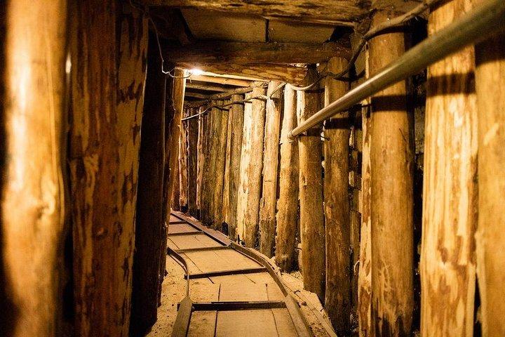 La linea di vita segreta: Tour del tunnel di guerra di Sarajevo