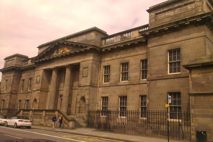 Paseo privado: Sunny Leith