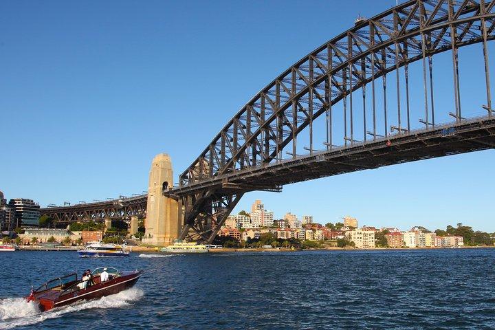 Private 2 Hour Highlights Cruise of Sydney Harbour - Up to 6