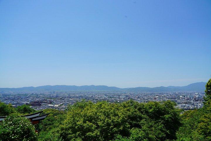 伏見稲荷隠れハイキングツアー（プライベートオプションあり）