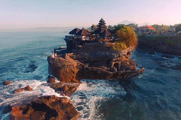 Ubud-guidet tur og ikonisk Tanah Lot-tempel