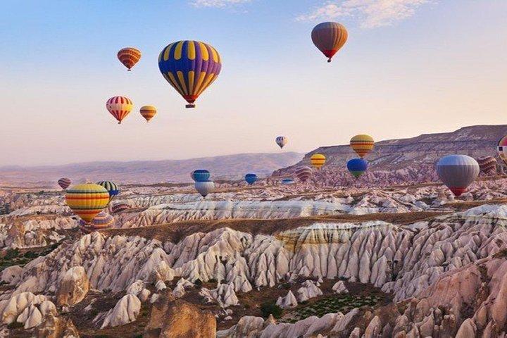 Private Cappadocia Tour: Underground City, Caravanserai & Salt Lake