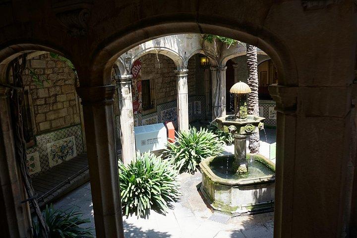 Gothic Quarter & Beyond: Leisurely Local Discoveries
