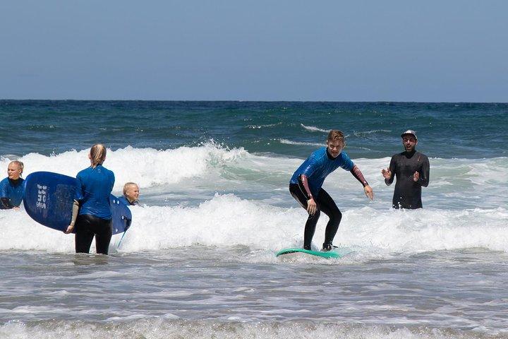 Día completo de surf en la costa oeste