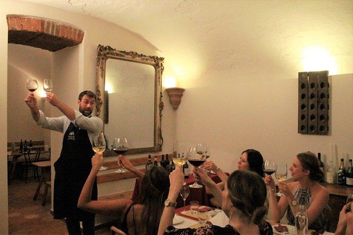 Weinprobe-Erlebnis im Mailänder Stadtzentrum