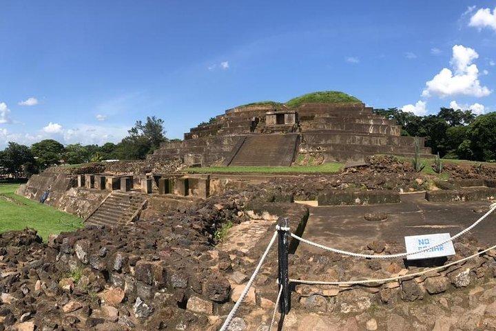 Tour dei siti archeologici Maya tra cui la Pompei d'America, Joya de Ceren