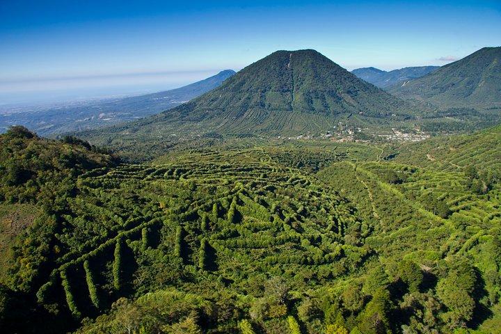 Ruta de las Flores Tour-Ciudades coloniales, artesanía y plantación de café