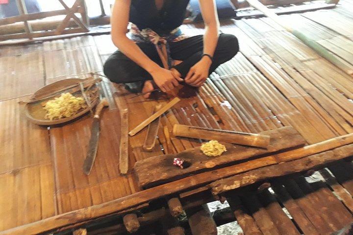 Halvdag Mari Mari Kulturby fra Kota Kinabalu