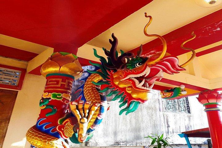 Local Temples and Traditional Market